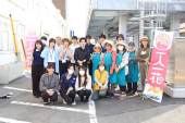 南区役所花壇植え替えの様子４